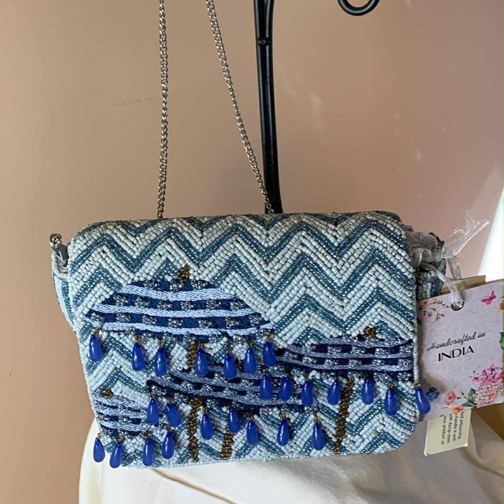 RARE VIRAL BEADED UMBRELLA BAG